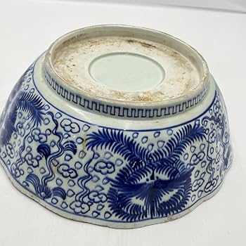 Amazon.co.jp: ベロ藍古伊万里花弁型大鉢唐草染付盛鉢深鉢陶磁器骨董品